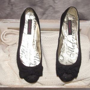 MATERIAL GIRL Flats